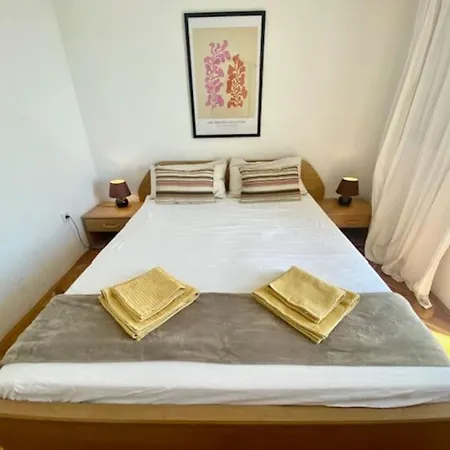 Apartman Charming 1-bed Near Arena And Centre *