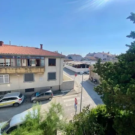 Apartman Charming 1-bed Near Arena And Centre